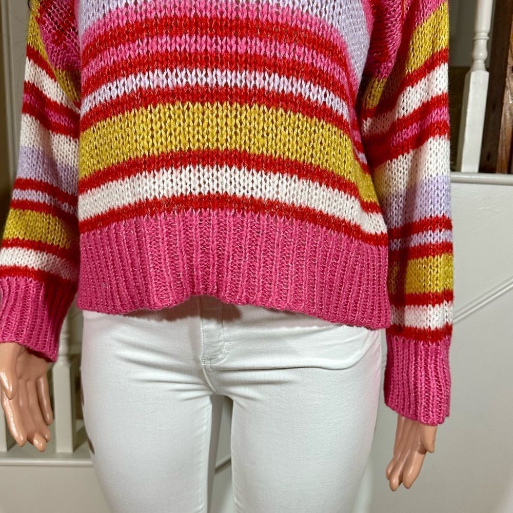 Pink striped soft light sweater - Picture 2 of 11